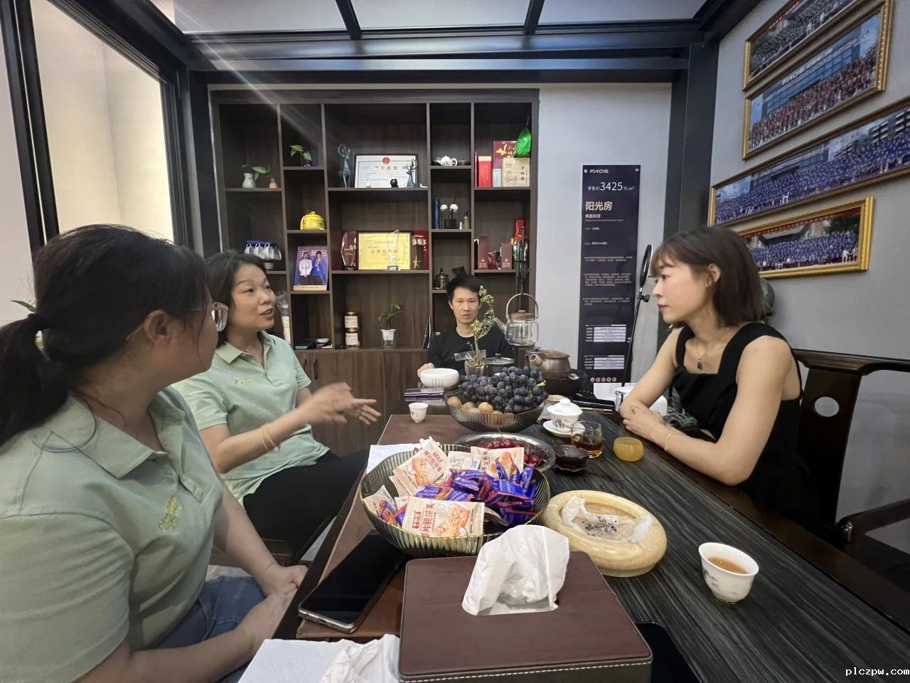 cac1b811f144a8abcb4ea5fd8c72ff14.jpg cac1b811f144a8abcb4ea5fd8c72ff14.jpg